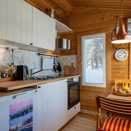 Chalet Moekki - The White Blue Wilderness